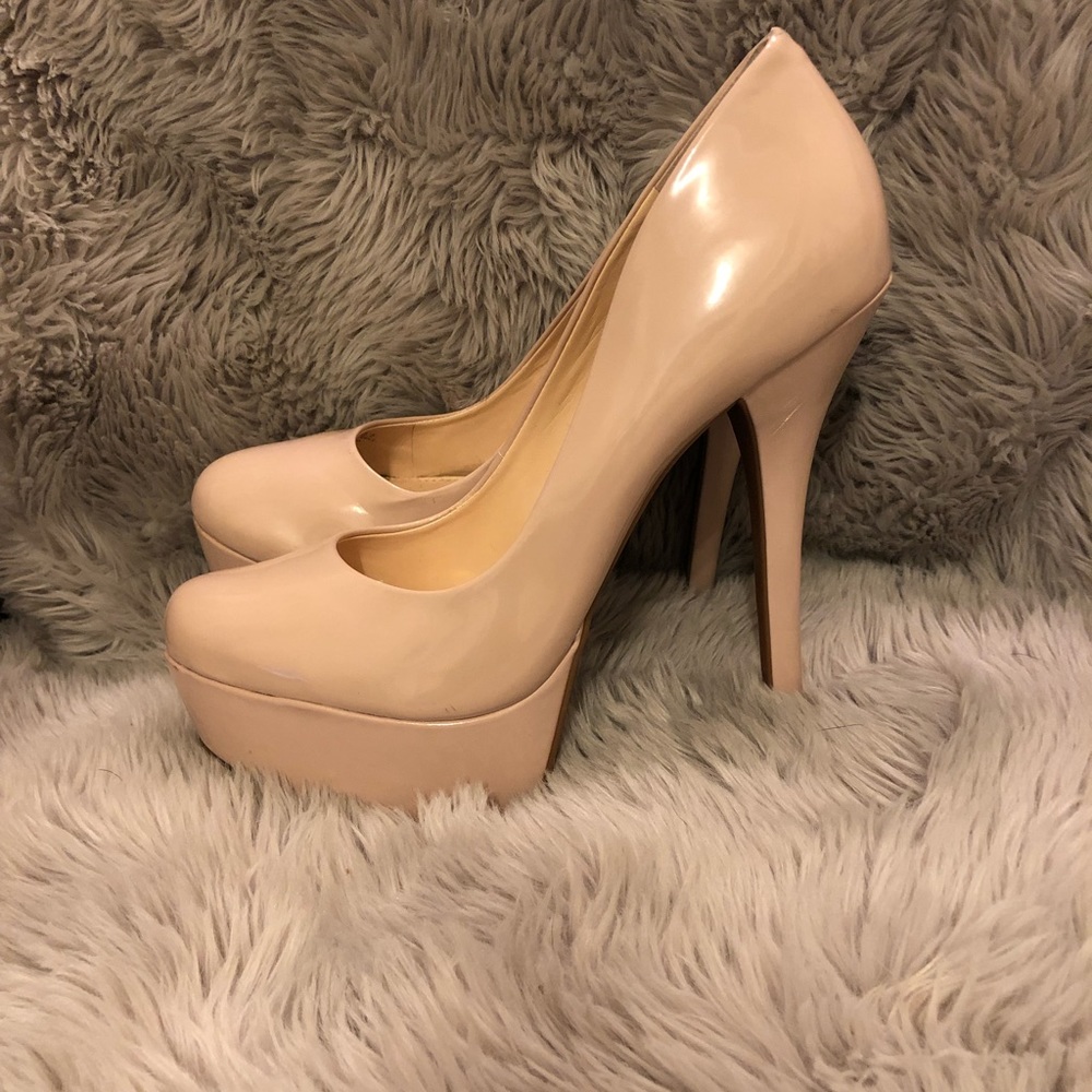 Jessica Simpson Meave Heels